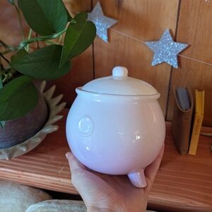 Bullseye Target Pink Ceramic Cauldron with Lid